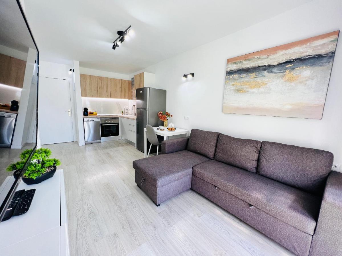 Romantic Apartment In Windsor Park أذيخي المظهر الخارجي الصورة